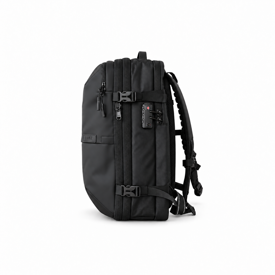 Mochila de viaje Berlin negra 48L comprimible – Bagz, vista 8